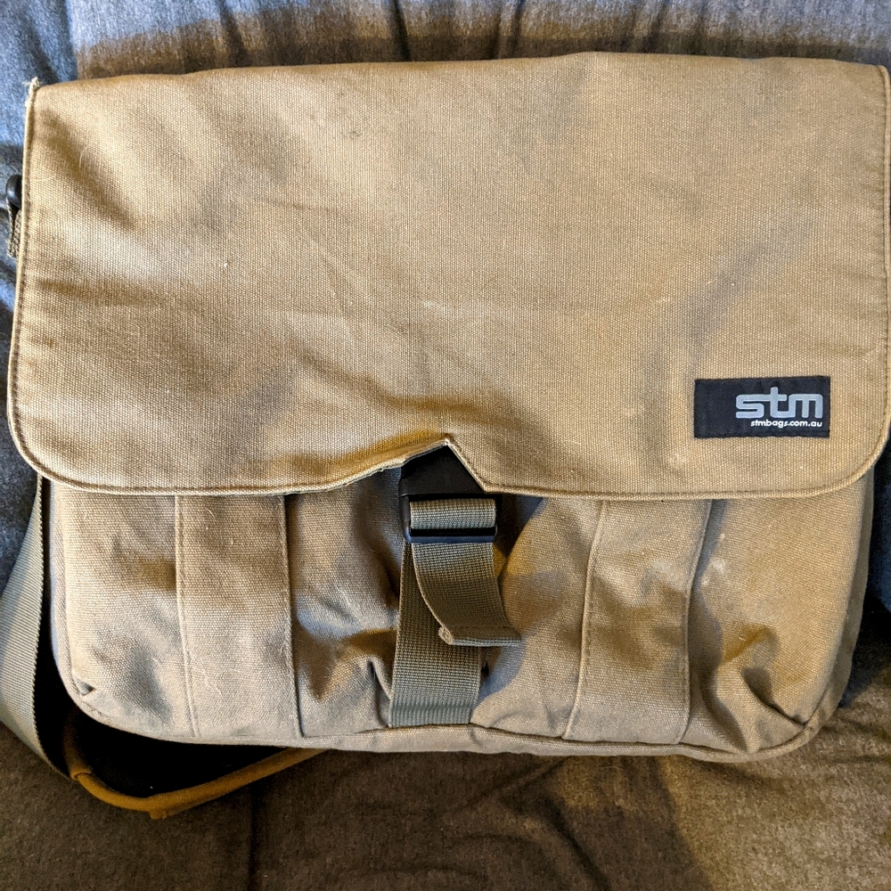 STM Laptop Computer Bag/Bookbag